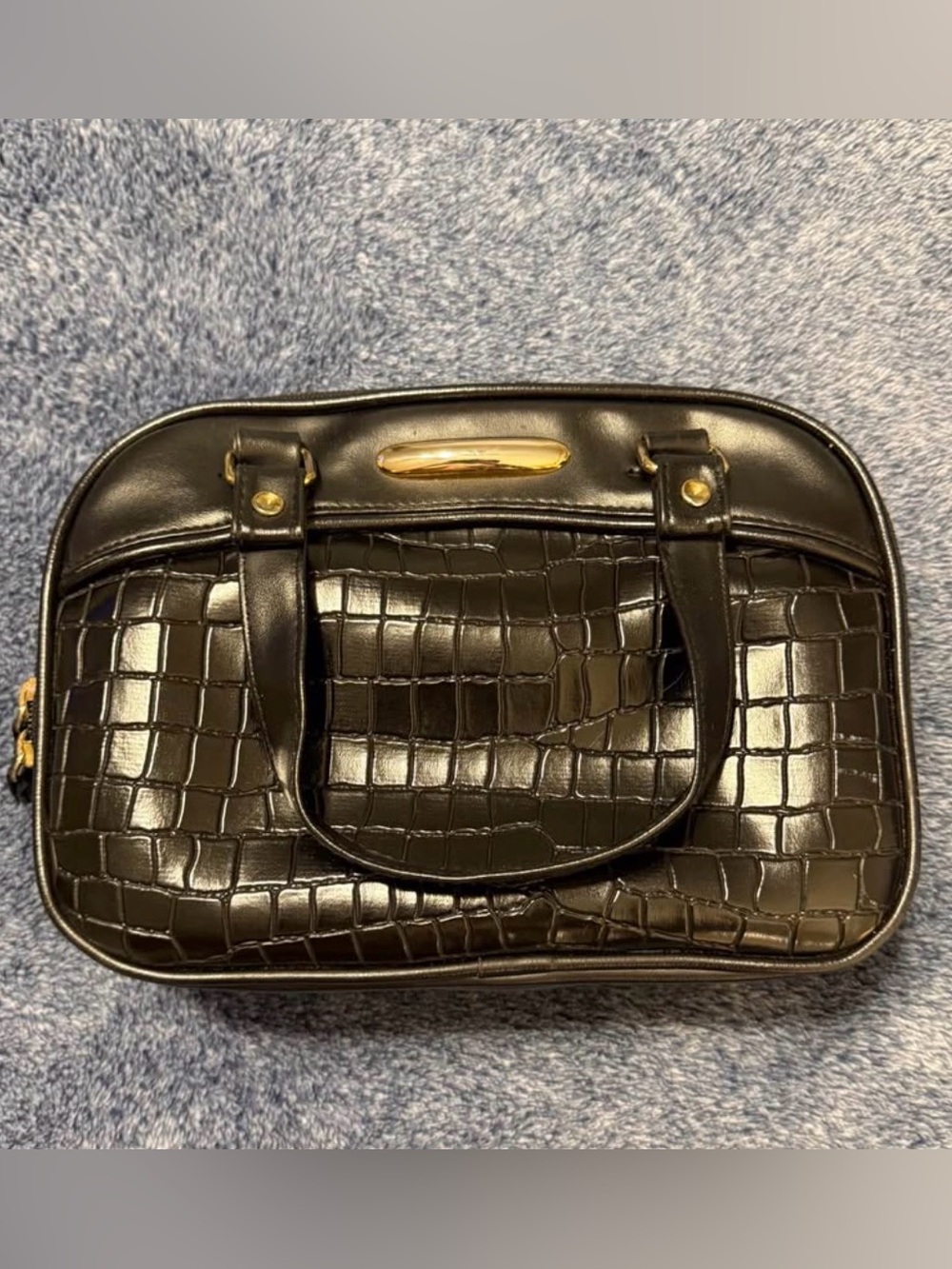 Classic Jaclyn Smith Black Croc-Embossed Women’s Handbag